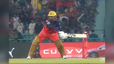 IPL इतिहास में 17वीं बार हुआ ऐसा, क्रुणाल पांड्या हुए हिट विकेट, ऐसे आउट होने वाला ये था पहला बल्लेबाज