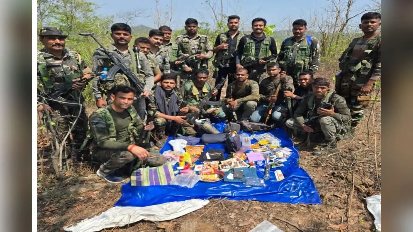 Jharkhand Encounter: गोलियों की तड़तड़ाहट से गूंज उठा पलामू, पुलिस-TPC मुठभेड़, नक्सल सामग्री बरामद