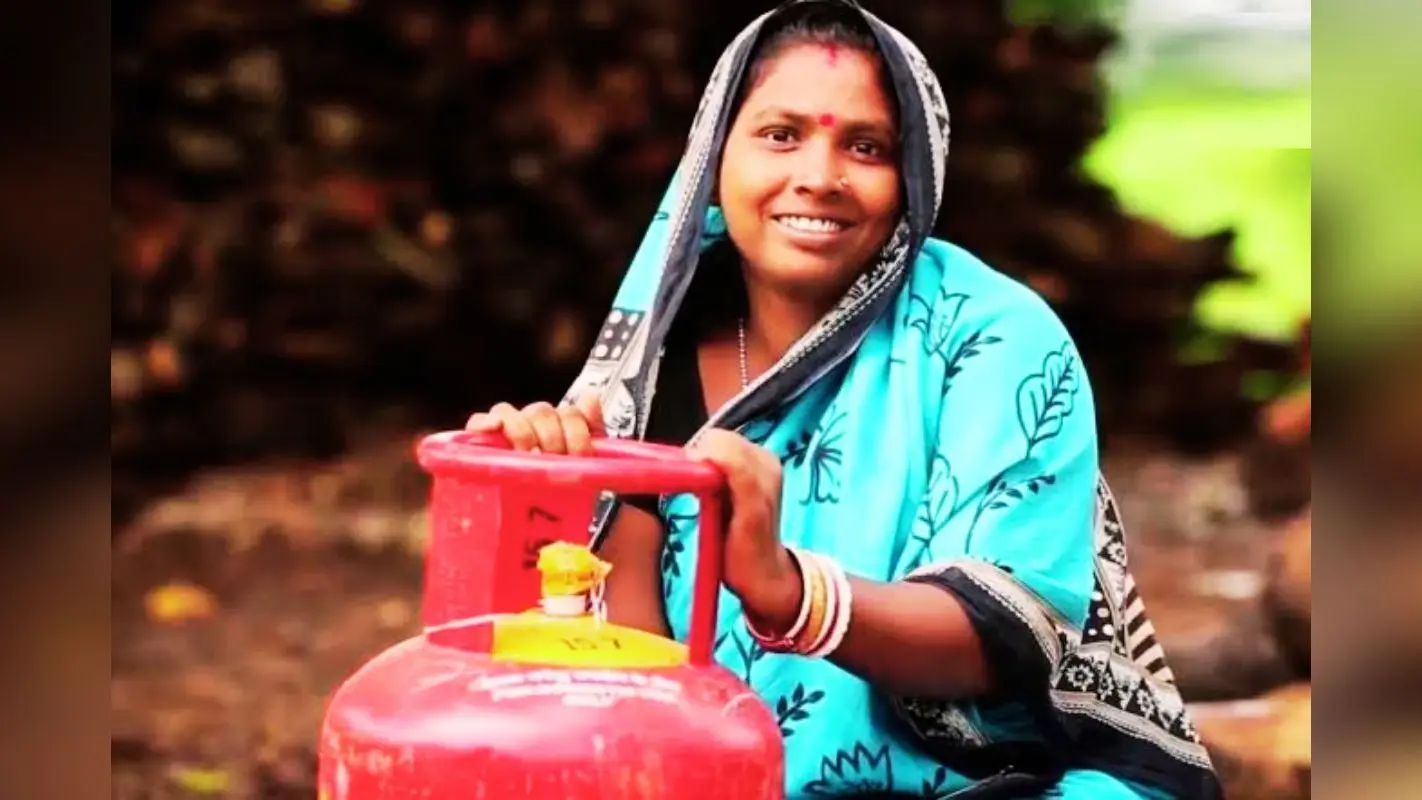 LPG Price Today: आज 14 मई को आपको कितने में मिलेगा 14 किलो का एलपीजी सिलेंडर, यहां चेक करें