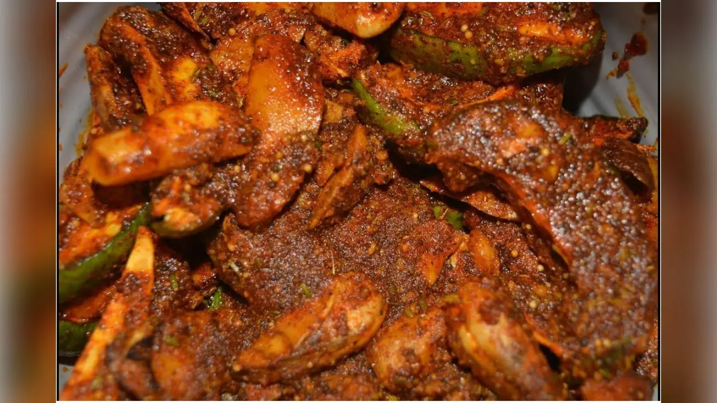 Mango Seed Pickle Recipe: अब आम की गुठली फेंके नहीं, ऐसे बनाएं चटपटा अचार