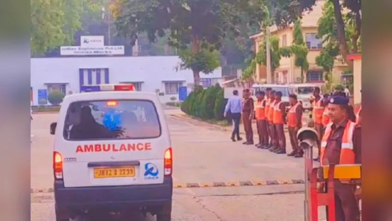 Mock Drill: गोमिया में गूंजी सायरन की आवाज , हमले के दौरान बचाव का किया अभ्यास