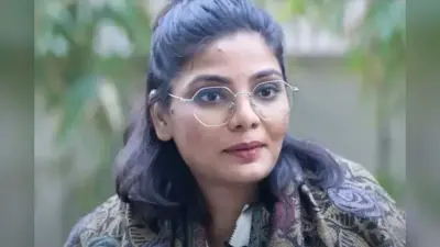 पीएम मोदी पर आपत्तिजनक टिप्पणी! नेहा सिंह राठौर पर बनारस में दर्ज हुआ मुकदमा
