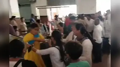 Darbhanga Crime News: डांसर से साथ की छेड़खानी, तो कर दिया चाकू से वार, तीन युवक गंभीर रुप से हुए घायल