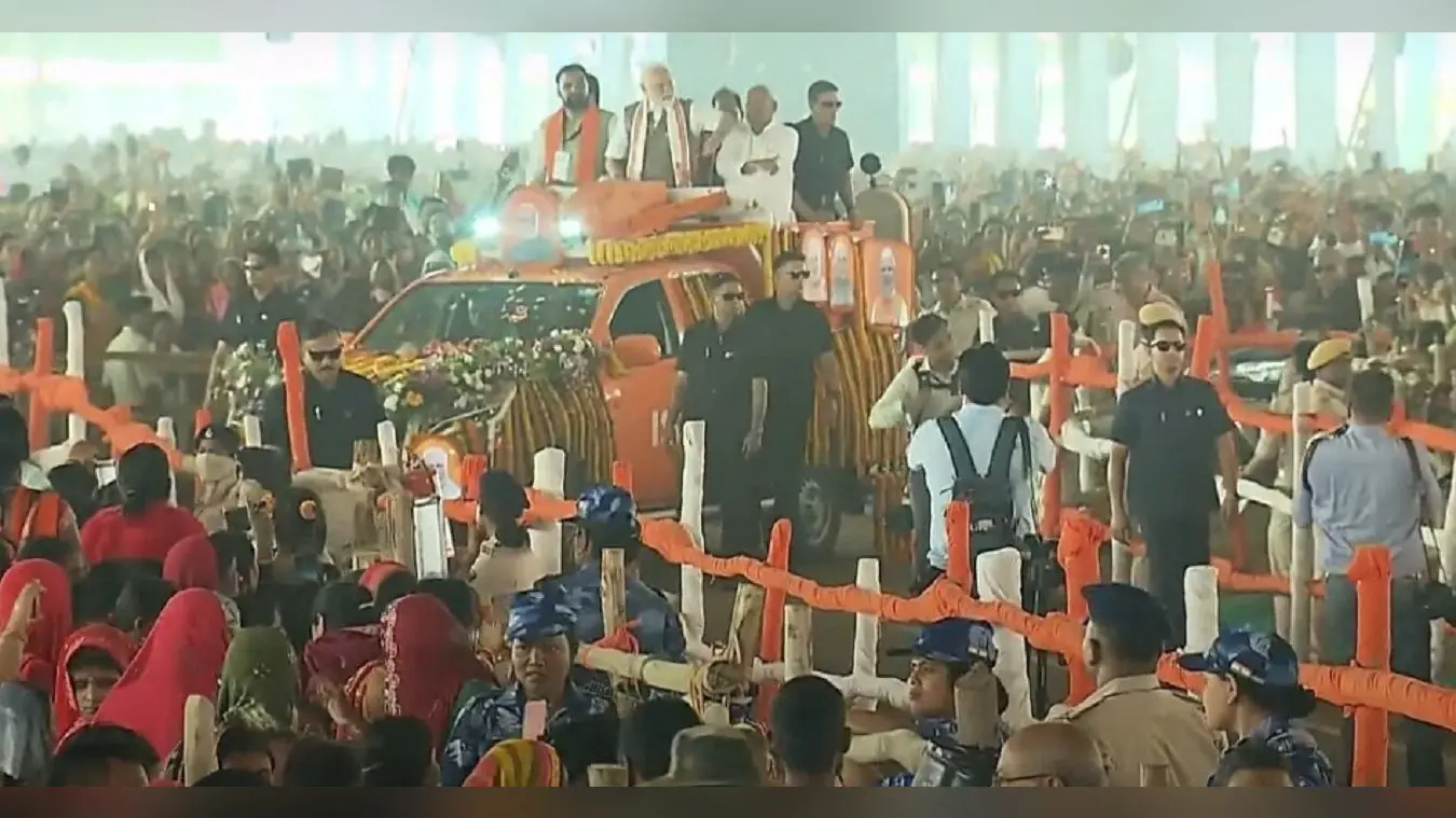 PM Modi Gift: पटना में बनेगा एयरपोर्ट जैसा अत्याधुनिक रेलवे टर्मिनल, पीएम मोदी ने किया शिलान्यास
