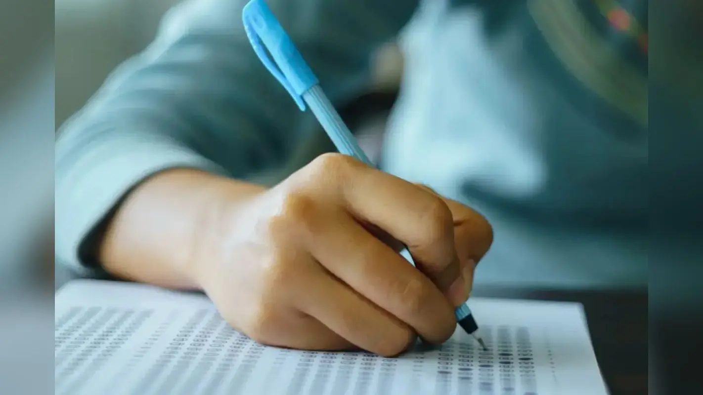 RRB ALP CBAT City Slip OUT: आरआरबी एएलपी री-एग्जाम के लिए सिटी स्लिप जारी, Admit Card पर ये अपडेट