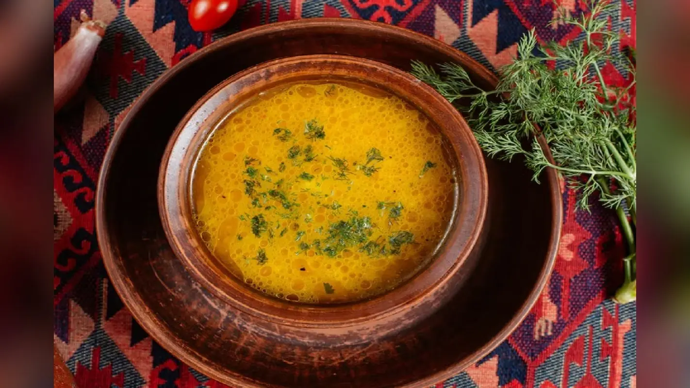 Rasam Recipe: गर्मियों में झटपट बनाएं टेस्टी रसम, स्वाद और सेहत दोनों का खजाना