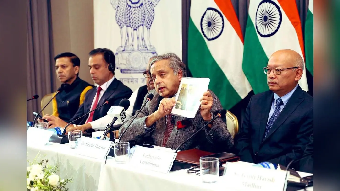 Shashi Tharoor : भारत की हुई बड़ी जीत! शशि थरूर ने कही खरी बात, कोलंबिया ने बदला सुर