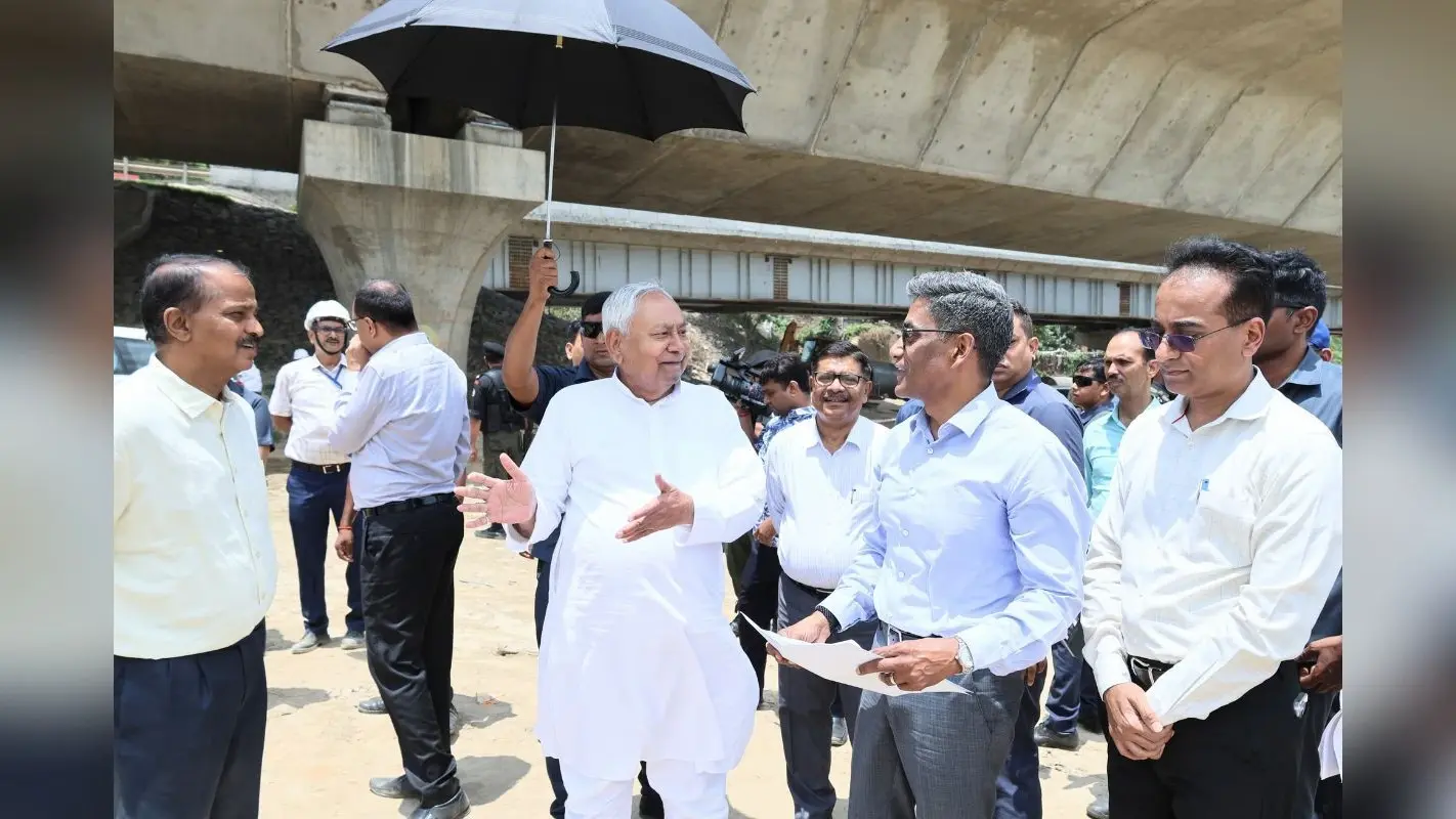 CM Nitish Kumar: कड़ाके की धूप में निकले सीएम, जेपी गंगा पथ और कच्ची दरगाह बिदुपुर को लेकर दिया बड़ा आदेश