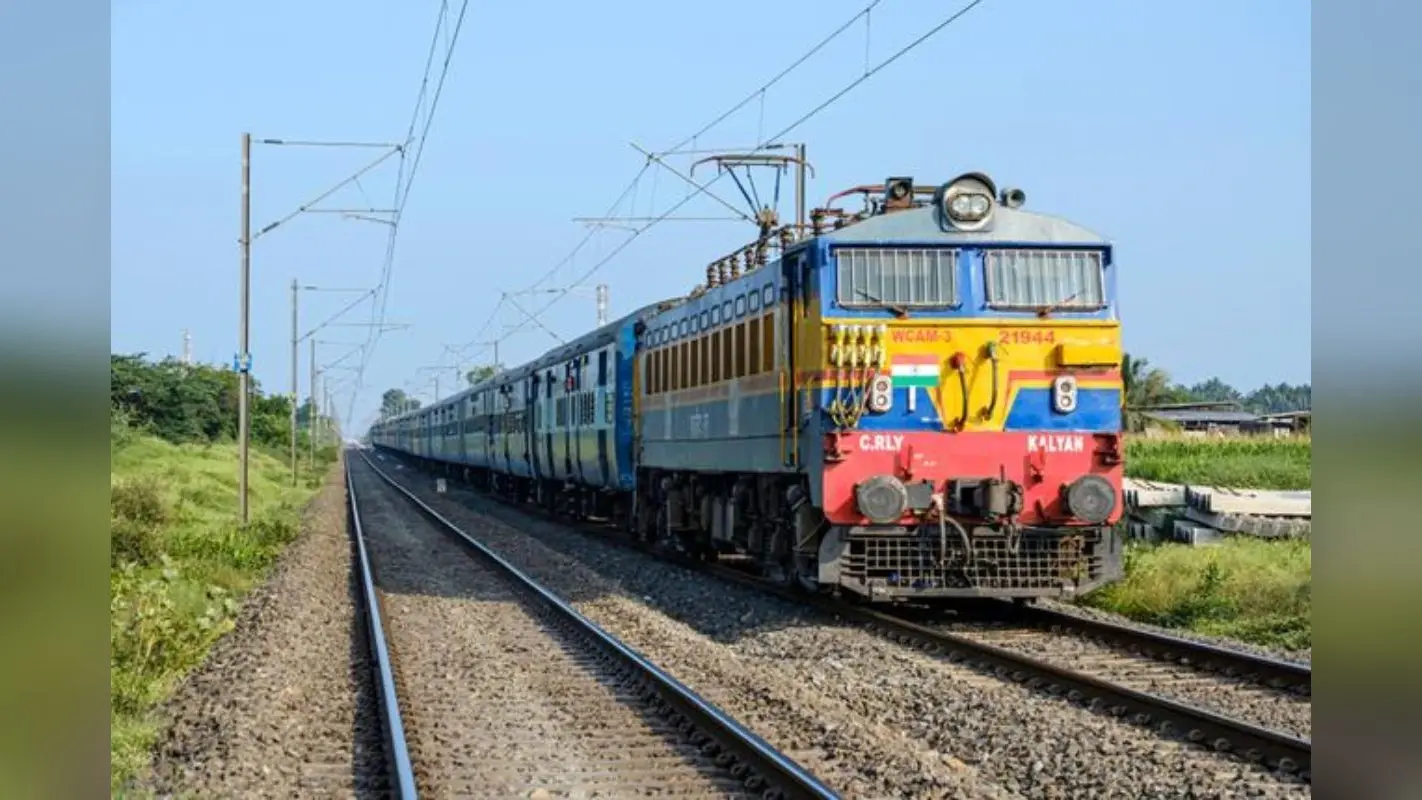 Summer Special Train: गर्मी की छुट्टी में बना रहे बाहर घूमने की प्लानिंग, तो रेलवे का ये फैसला जानकर मन हो जाएगा गदगद