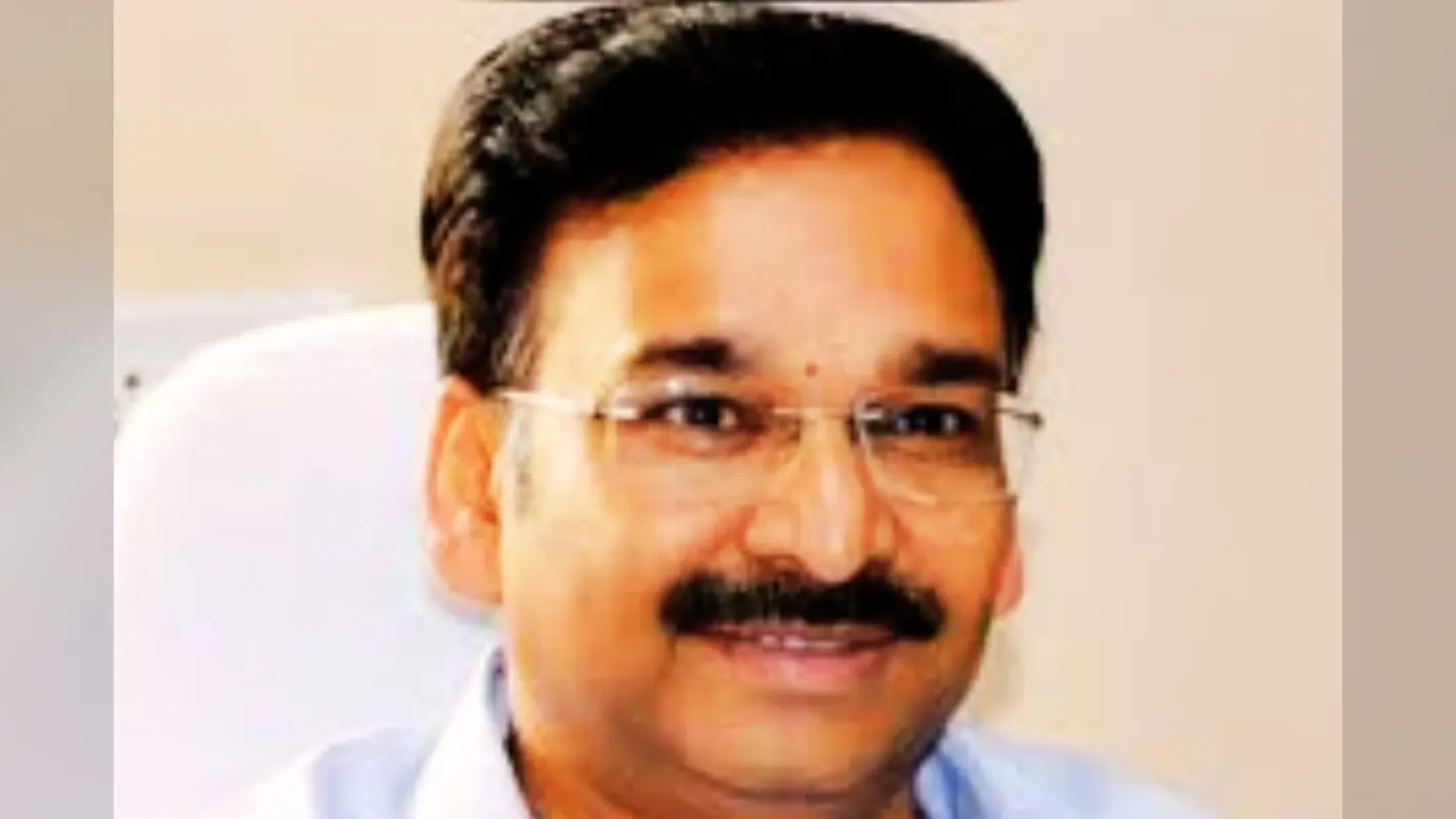 हजारीबाग खासमहाल जमीन घोटाले में विनय चौबे से पूछताछ शुरू, एसीबी को सहयोग नहीं कर रहे निलंबित IAS