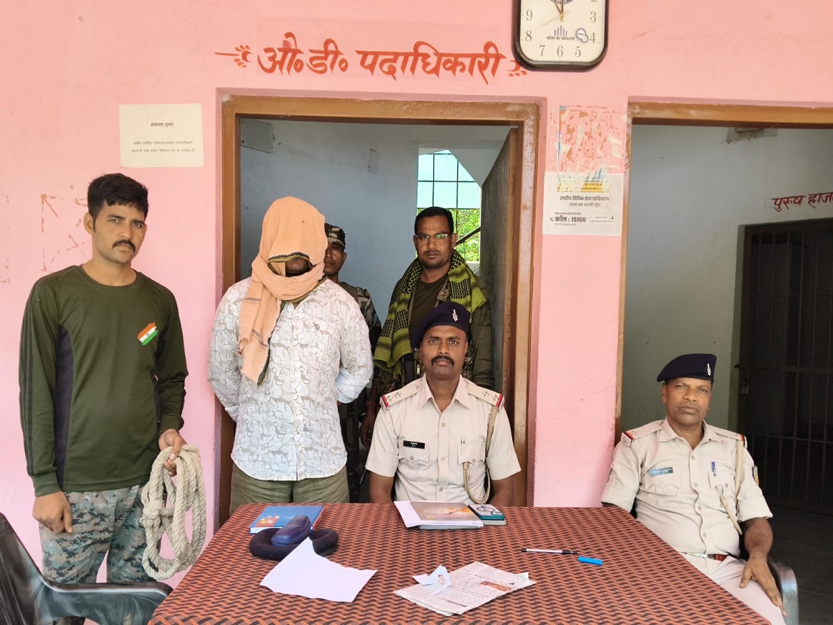 Palamu News: रंगदारी और हत्या के मामलों में कुख्यात सुहैल खान गिरफ्तार, पुलिस ने ऐसे दबोचा