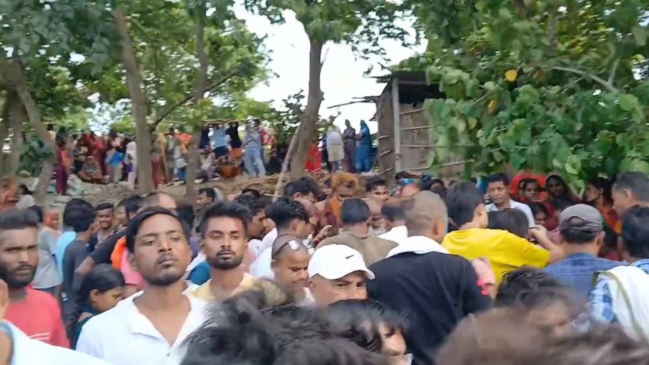 Bihar News: बेगूसराय के बूढ़ी गंडक नदी में डूबने से चार की मौत, एक दूसरे को बचाने के चक्कर में सभी डूबे