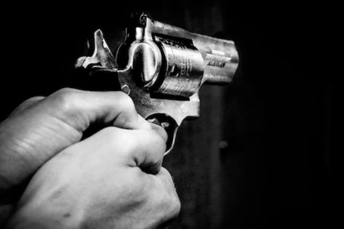 Bihar Crime: बाइक रोककर युवक को मारी गोली, आरोपी की तलाश जारी