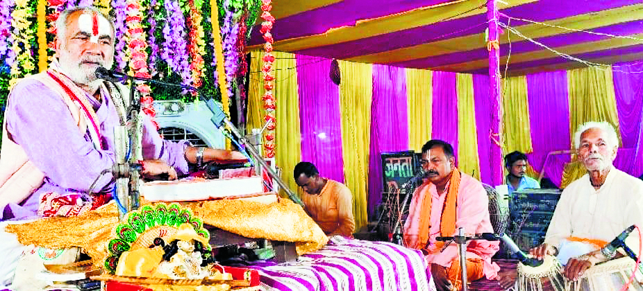 Saran News : कृष्ण भक्ति ने भगवान शिव को बनाया गोपेश्वर : पं चंद्रभान