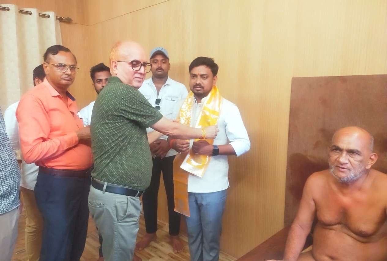 Giridih News: भाजपा युवा मोर्चा के प्रदेश उपाध्यक्ष का स्वागत