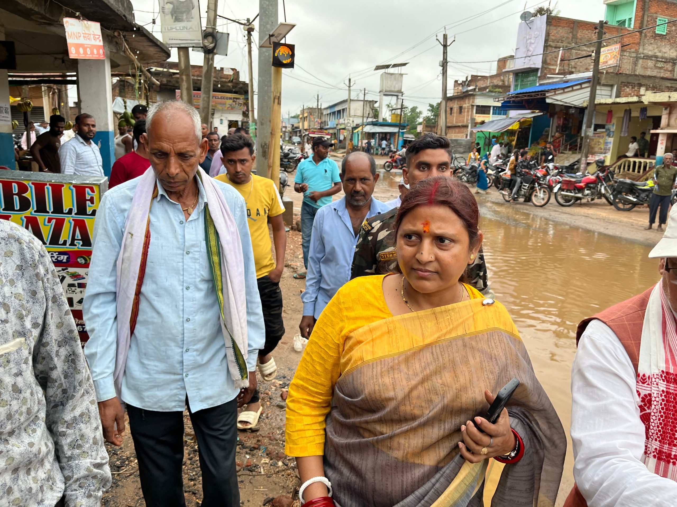 Giridih News: विधायक ने लिया जलजमाव का जायजा