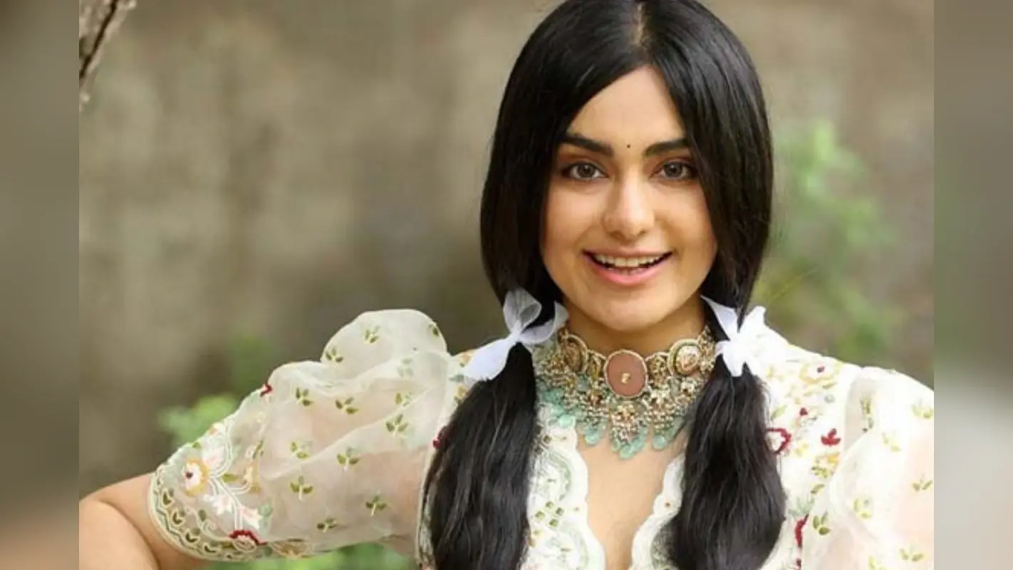 Adah Sharma Beauty Secret: अदा शर्मा का ब्यूटी सीक्रेट, स्किनकेयर नहीं, ये खाना है त्वचा का असली इलाज