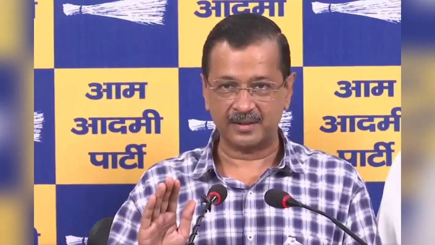 AAP: दिल्ली के राहत शिविरों में बुनियादी सुविधा मुहैया कराए सरकार