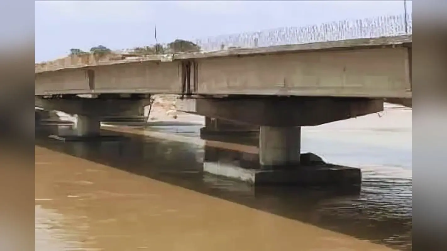 Bihar Flood: बिहार में बाढ़ के हालात, कमला बलान नदी उफनाई, दरभंगा में दर्जन भर गांवों का संपर्क टूटा