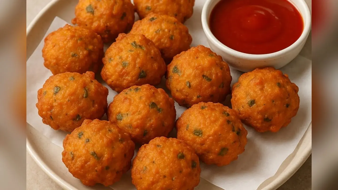 Chana Dal Pakode: प्याज और मसालों से भरे कुरकुरे चना दाल पकौड़े, ट्राई करें मानसून स्पेशल रेसिपी