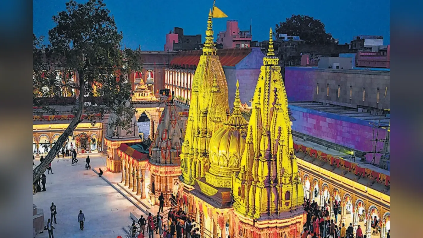 धार्मिक वस्त्र, मंत्रोच्चारण और फिर ठगी! काशी में 21 फर्जी पुजारी गिरफ्तार