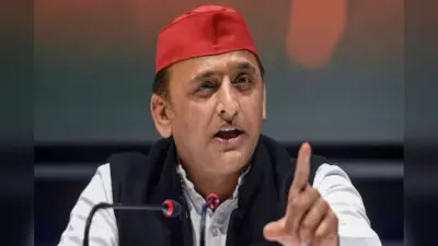 स्कूलों का विलय शिक्षा पर हमला है, भाजपा गरीबों को बना रही है अनपढ़ – अखिलेश यादव का बड़ा आरोप