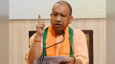 योगी का वार: “पिछली सरकारों ने किसानों को लूटा, अब उन्हें हम बना रहे हैं आत्मनिर्भर”
