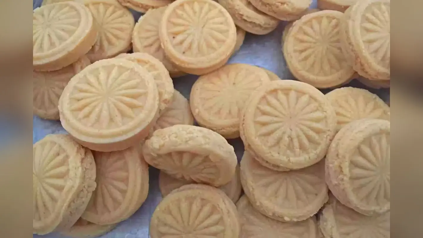 Famous Sweets Of Bihar: बिहार के इस गांव का पेड़ा बना करोड़ों की मिठास, हर महीने 10 लाख का कारोबार