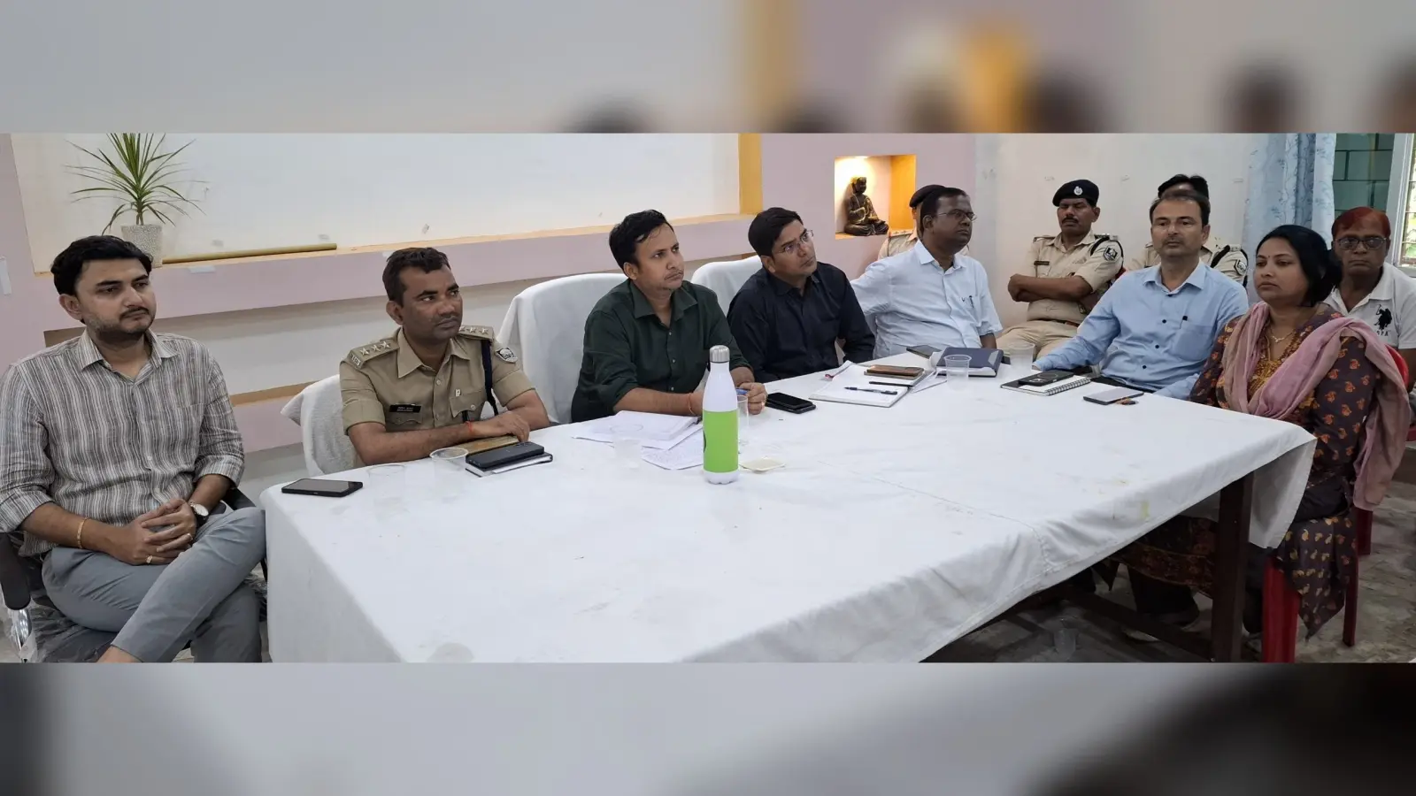 बकरीद को लेकर शांति समिति की बैठक, सौहार्दपूर्ण वातावरण में पर्व मनाने की अपील