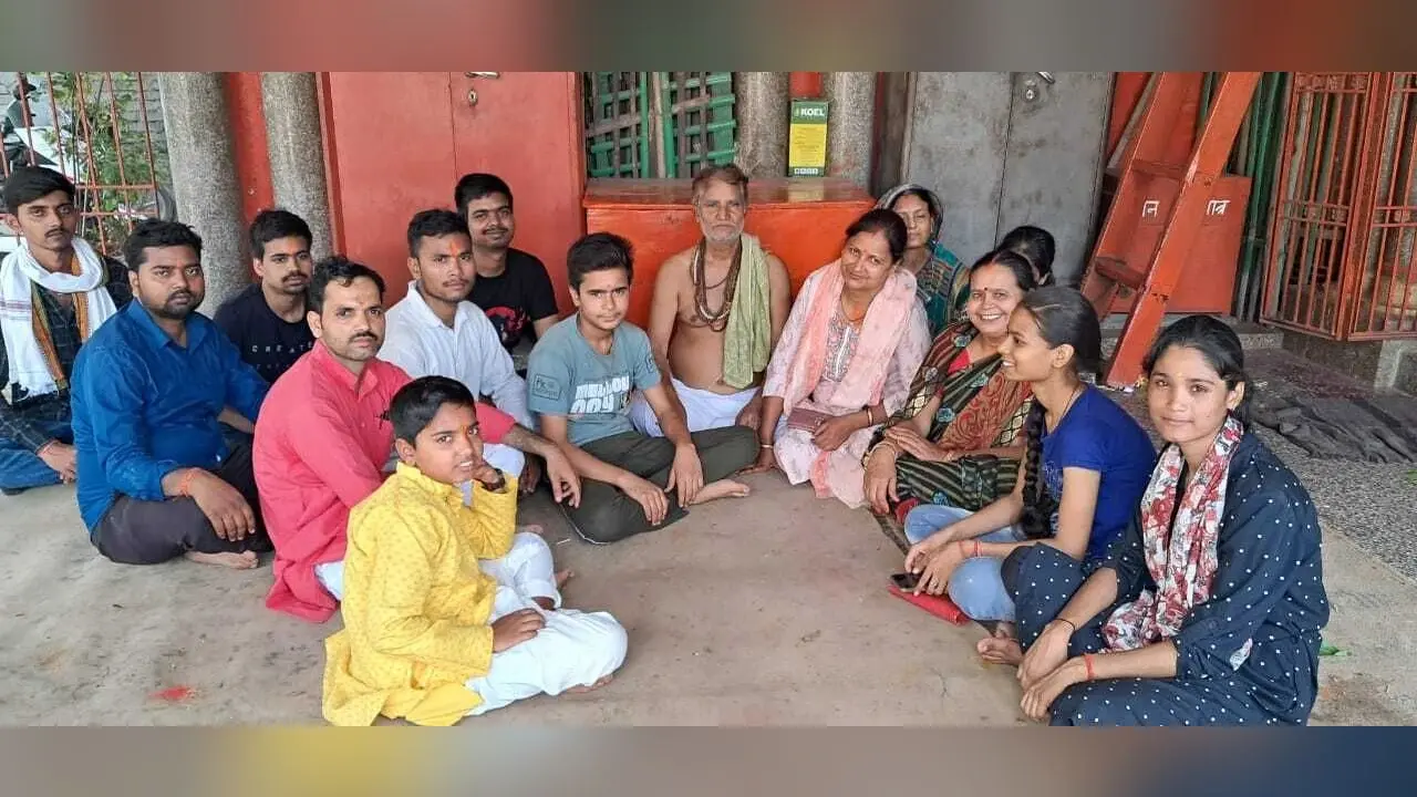 लीड..स्थायी निवास प्रमाण पत्र के लिए तरस रहे डालमियानगर कॉलोनी के लोग
