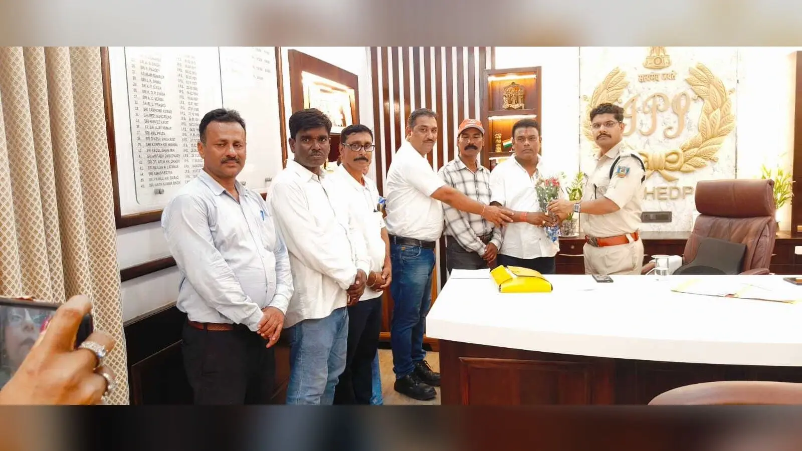 Jamshedpur News : एसपी साहब… वाहन चेकिंग के नाम पर आम लोगों को परेशान करना बंद करे पुलिस