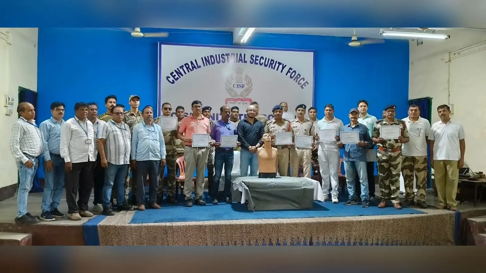 Bokaro News : सीआइएसएफ जवानों को दिया गया सीपीआर का प्रशिक्षण
