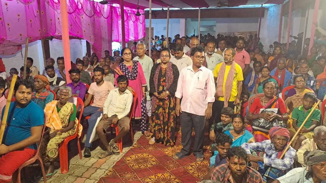 शिविर में दिव्यांगों व बुजुर्ग नागरिकों के बीच सहायक उपकरणों बंटे