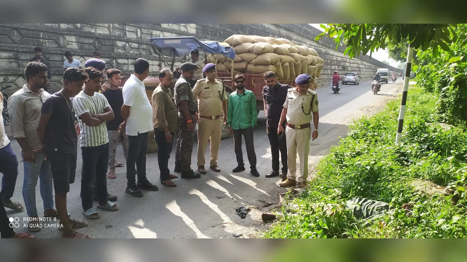 ओवरब्रिज के समीप मिला अज्ञात युवक का शव