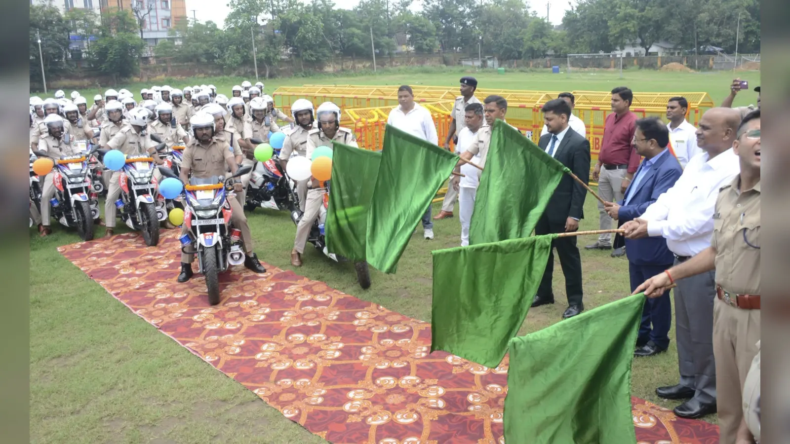 Dhanbad News : टाइगर पुलिस नहीं, अब सिटी हॉक्स के नाम से बाइक पेट्रोलिंग करेगी पुलिस