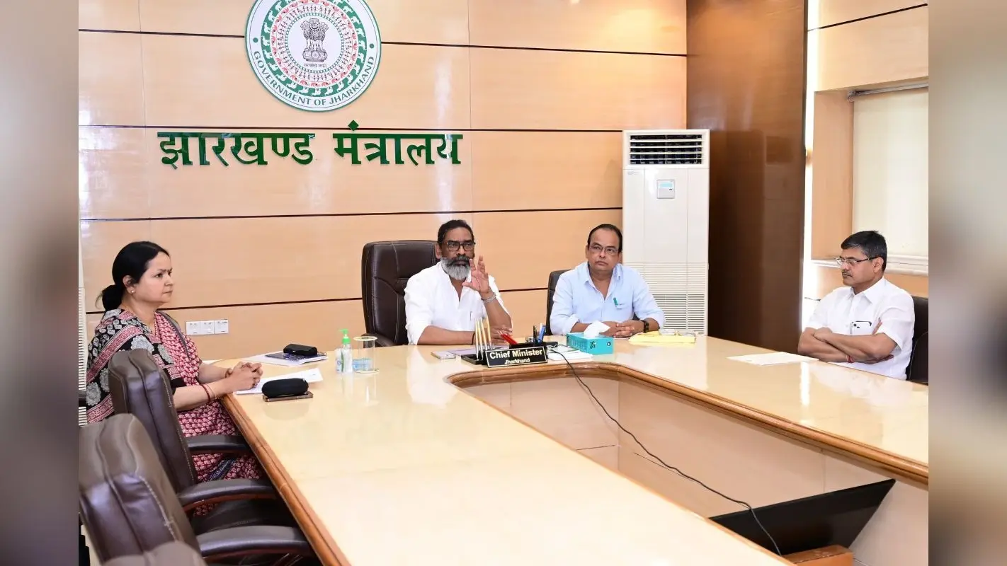 झारखंड में भारी बारिश से नुकसान पर सीएम हेमंत सोरेन गंभीर, सभी DC को दिए ये निर्देश