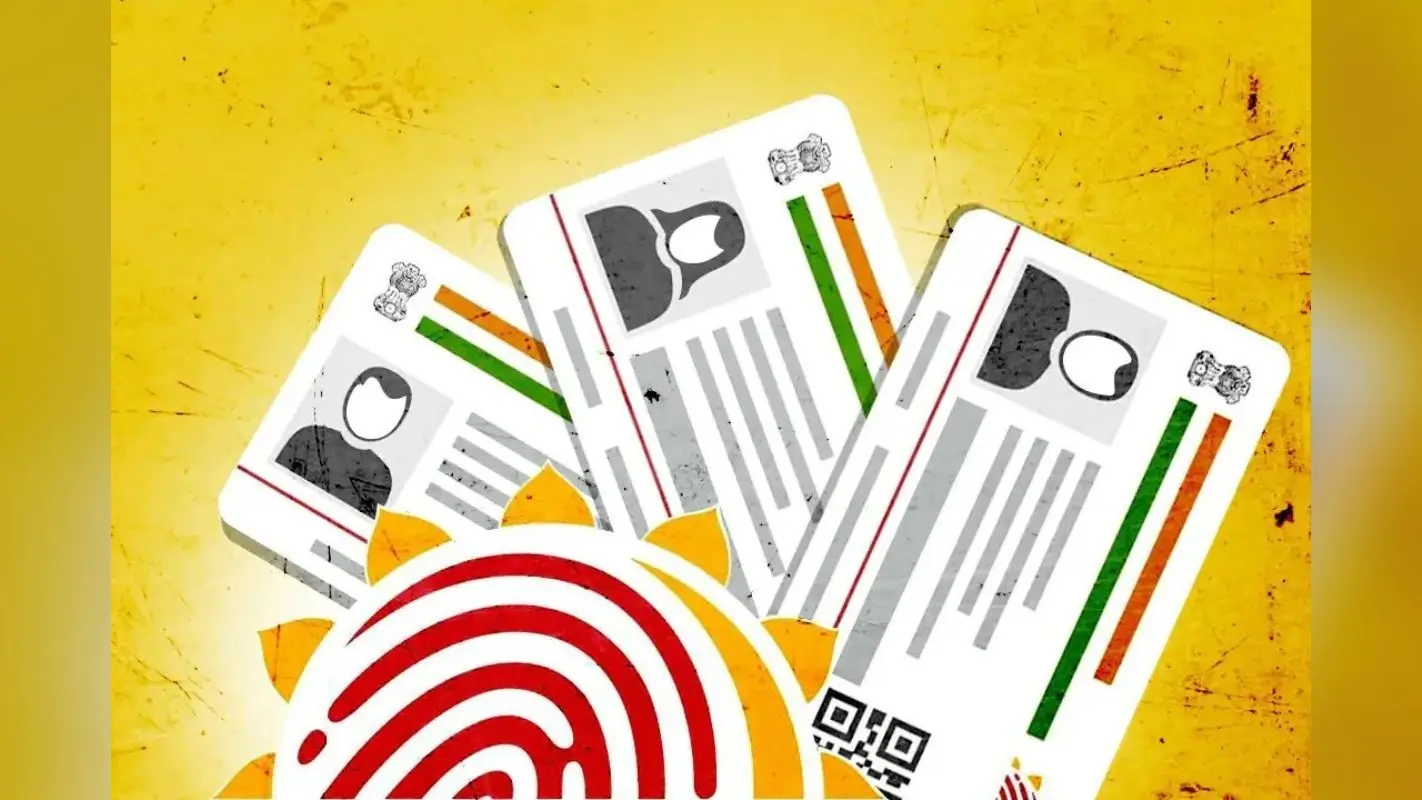 तीन दिन के अंदर Aadhaar Card रखने वाले कर लें यह काम, वरना बाद में देने पड़ेंगे इतने पैसे