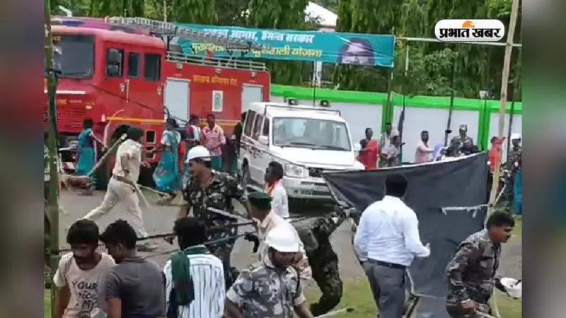 हूल दिवस कार्यक्रम से पहले भोगनाडीह में बवाल, पुलिस ने किया लाठी चार्ज, छोड़े आंसू गैस के गोले