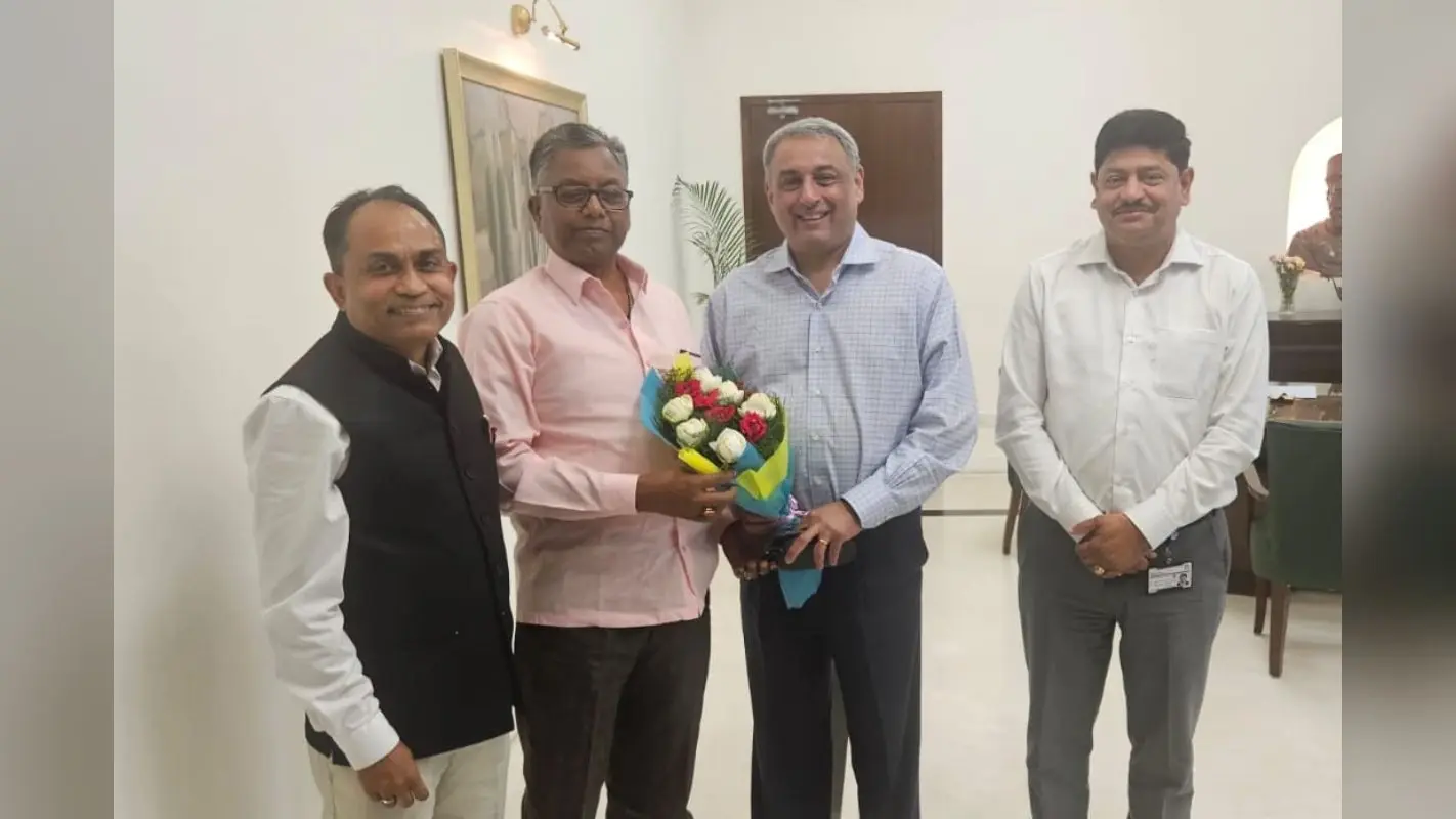 टाटा स्टील के MD टीवी नरेंद्रन से मिले MP कालीचरण मुंडा, पलायन रोकने के लिए दिया ये प्रस्ताव