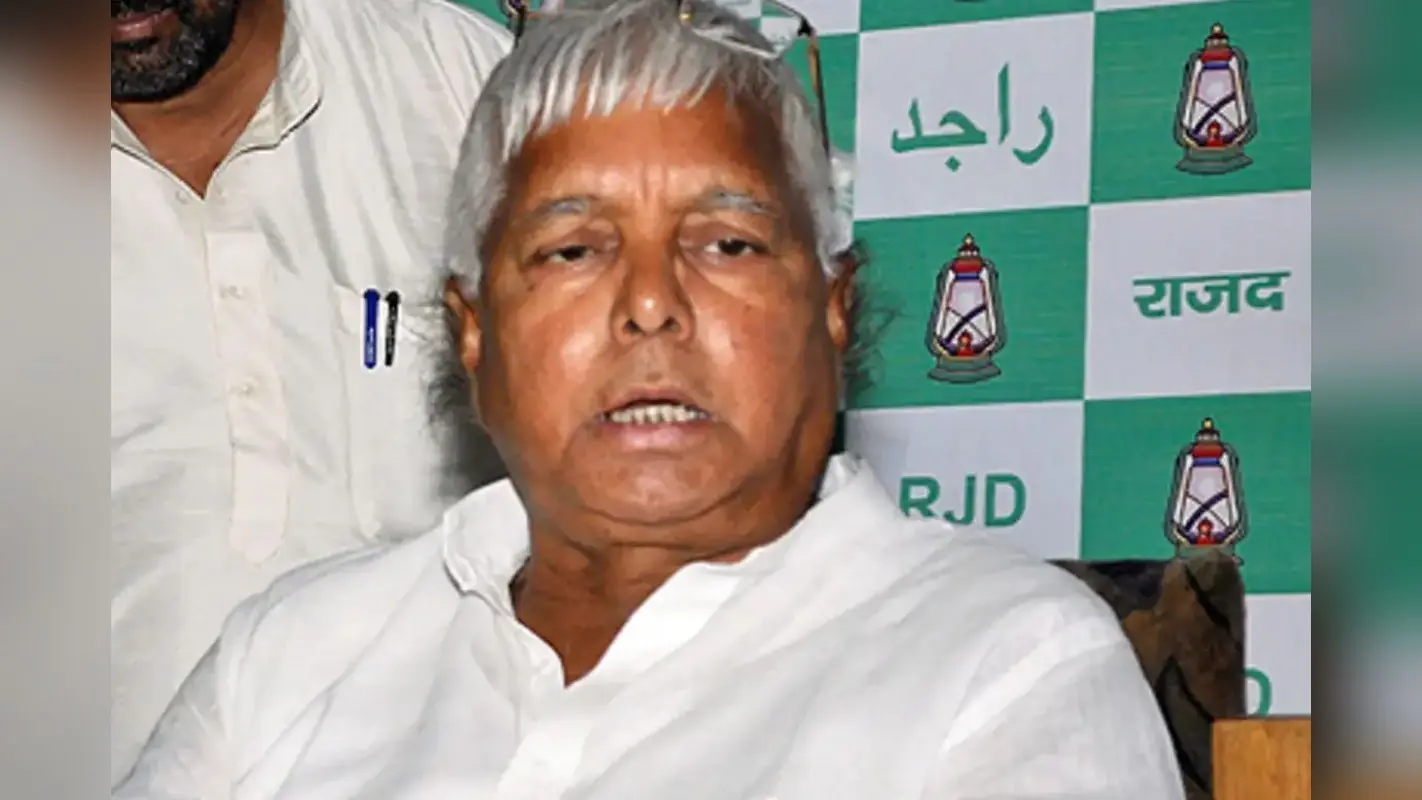 Lalu Yadav: बाबा साहेब के अपमान मामले में लालू यादव को मिला नोटिस, पूछा- क्यों ना आप पर मुकदमा दर्ज किया जाए ?