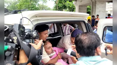 Bihar: स्वास्थ्य मंत्री के खिलाफ जन सुराज का हल्ला बोल, पटना में जोरदार प्रदर्शन