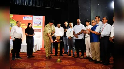 प्रभात खबर ने जमशेदपुर में 1000 मेधावी विद्यार्थियों को किया सम्मानित