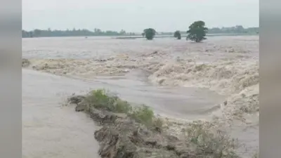 भारी बारिश से पानी-पानी राजस्थान, कोटा बैराज डैम के खोले गए फाटक, रेलवे ट्रैक में भरा पानी