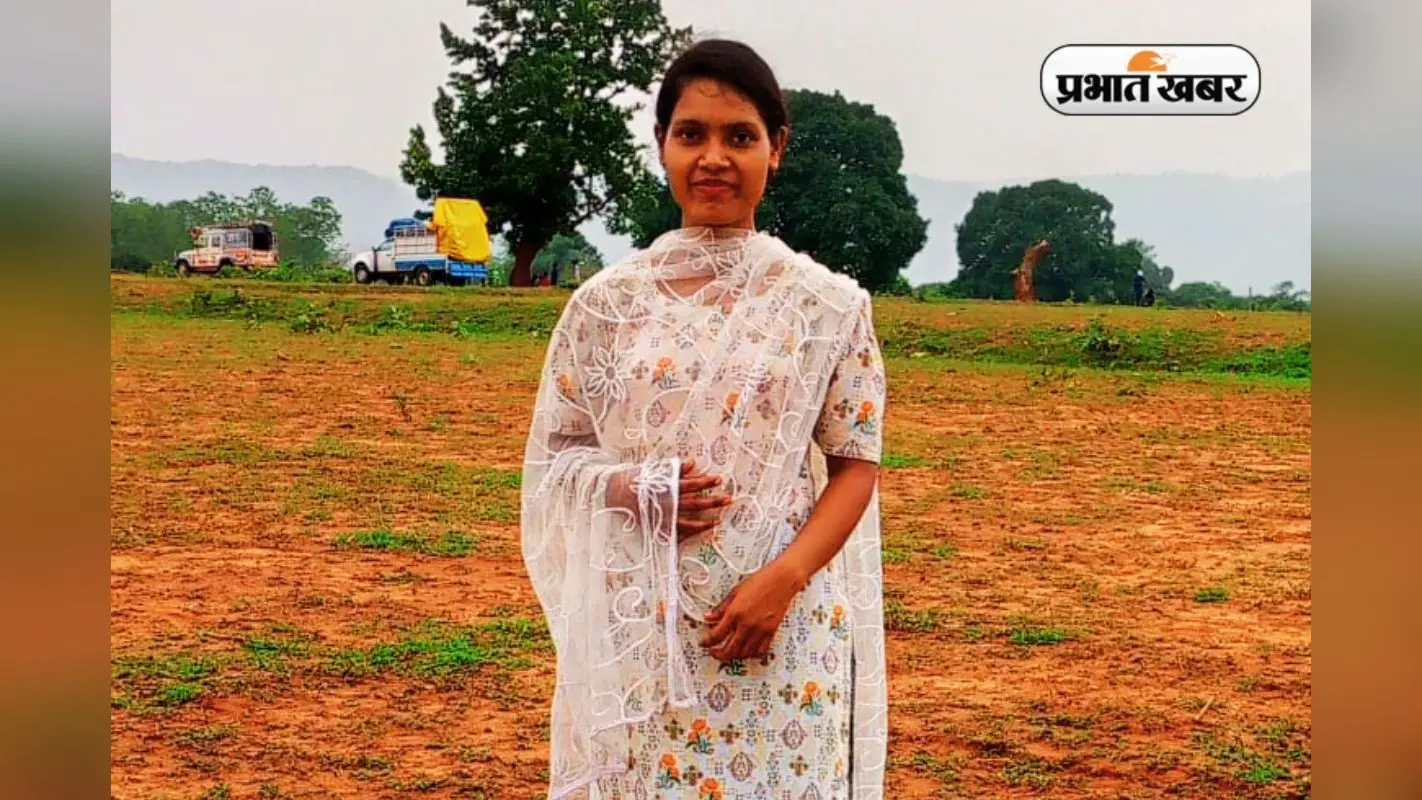 बिरहोर जनजाति की पहली ग्रेजुएट बिटिया बनी रश्मि, जानें कैसे खींचा देश का ध्यान