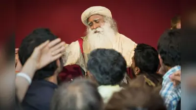 Sadhguru on Soulmate: क्या सच में होता है कोई Soulmate? सद्गुरु से जानें