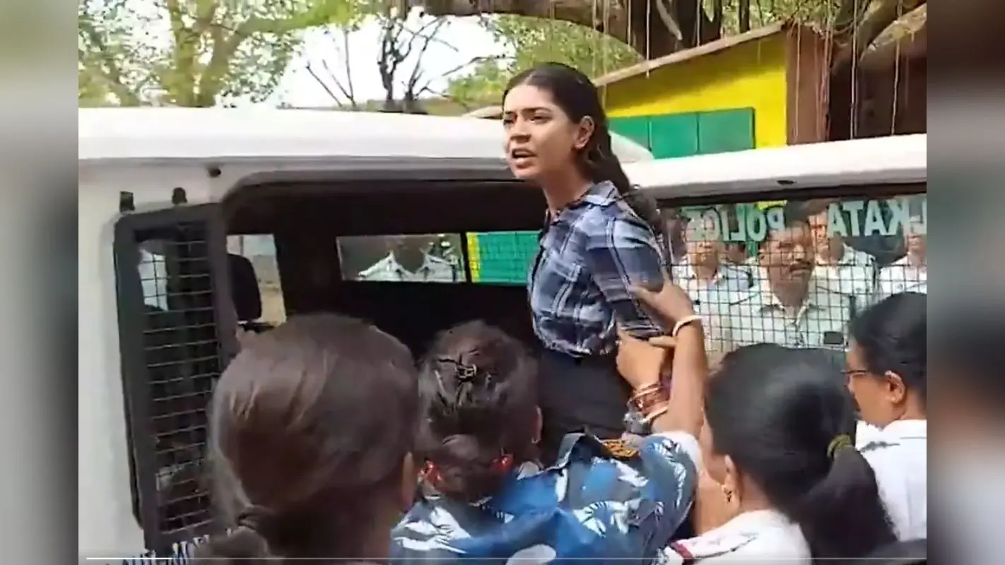 Sharmishta Panoli: ऑपरेशन सिंदूर पर विवादित टिप्पणी, सोशल मीडिया इन्फ्लुएंसर शर्मिष्ठा पनोली को मिली जमानत