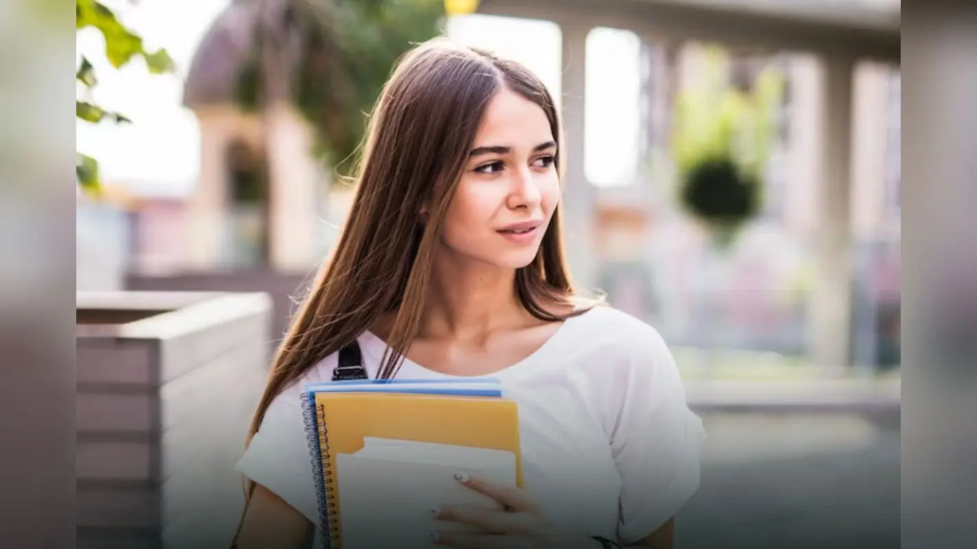 SSC Vacancy 2025: SSC CHSL के आवेदन शुरू, LDC सहित अन्य पोस्ट की देखें लिस्ट और तिथियां