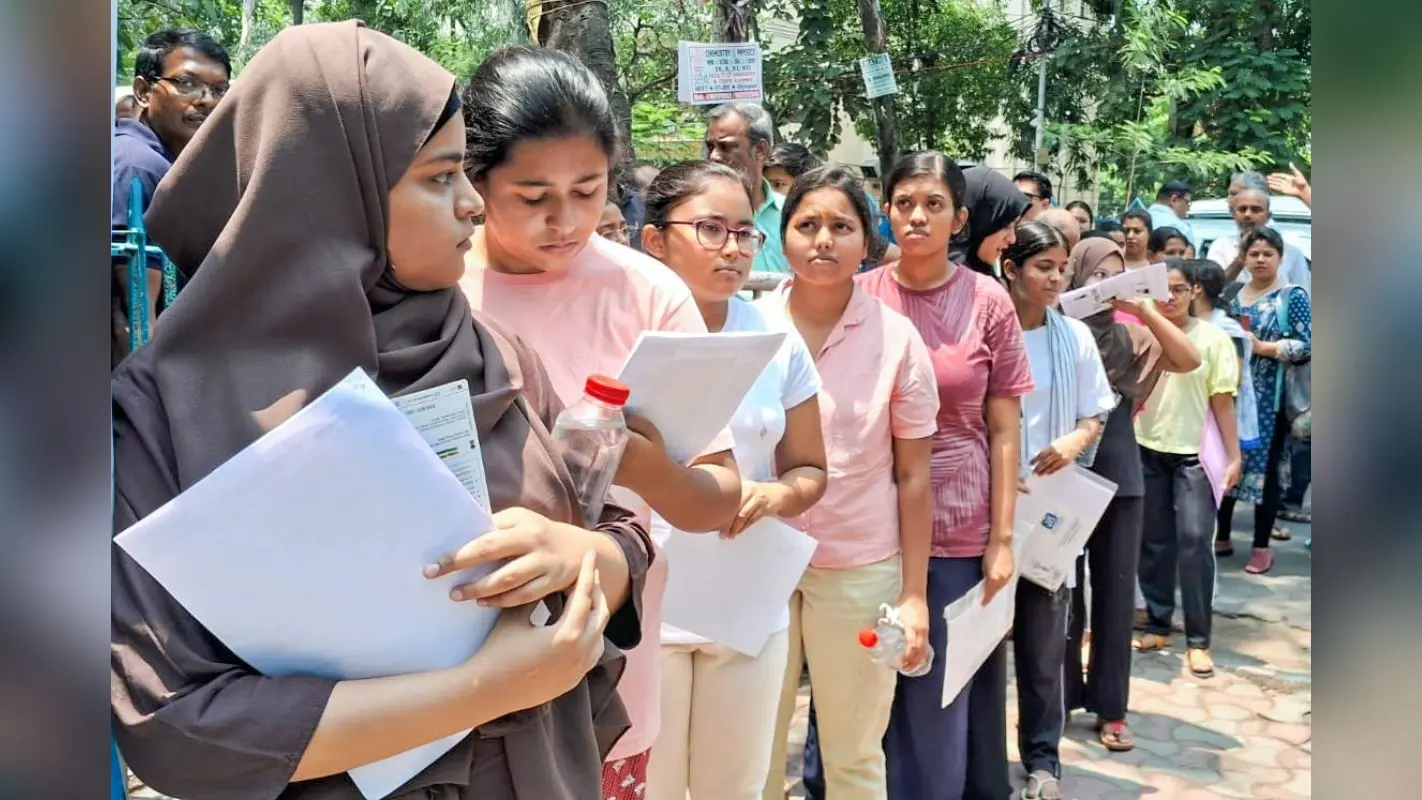 Teacher Joining: BEd डिग्री धारक नहीं बन सकते प्राइमरी टीचर, इस कोर्स ने खत्म कर दी मान्यता