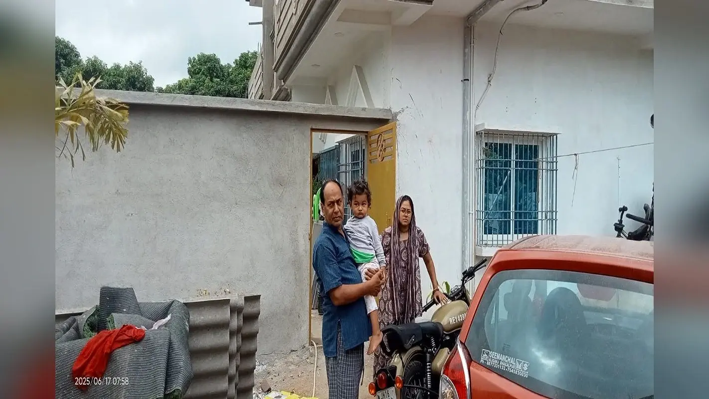 पाकुड़ में नकाबपोश अपराधियों ने अंचल निरीक्षक के घर को बनाया निशाना, लाखों के जेवर और नगद लेकर फरार