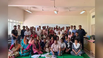 झारखंड में तीसरी क्लास तक के ये बच्चे मातृभाषा में ‘पलाश’ से करेंगे पढ़ाई, चुटकी में सॉल्व करेंगे मैथ्स के सवाल